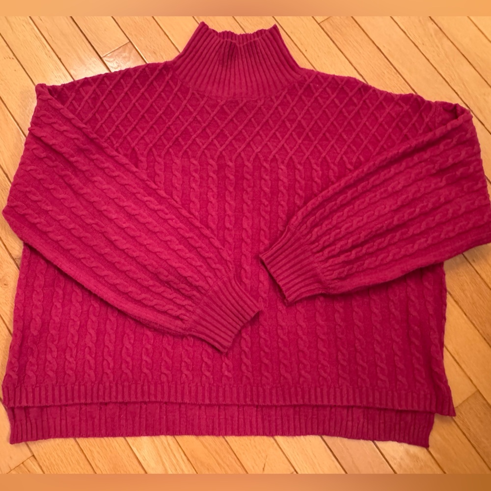 Oliver. O Cozy Cable Knit Turtleneck Sweater in Fuscia Ladies Size Medium EUC